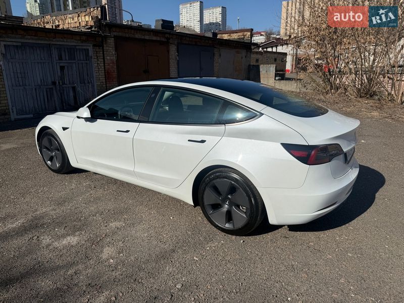 Седан Tesla Model 3 2023 в Киеве фото 11 Седан Tesla Model 3 2023 в Киеве