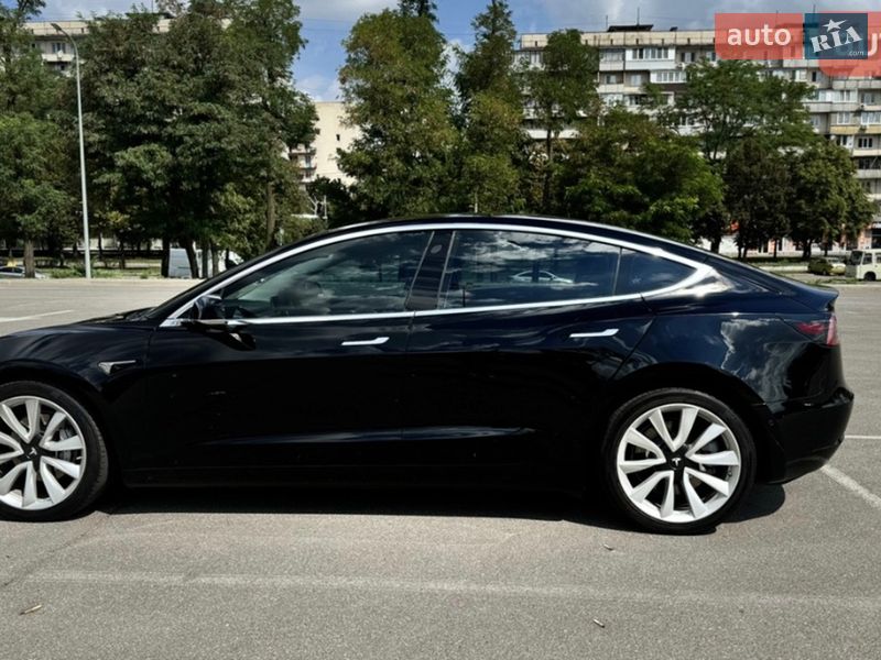 Седан Tesla Model 3 2019 в Межгорье фото 3 Седан Tesla Model 3 2019 в Межгорье