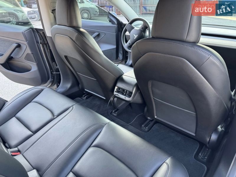 Седан Tesla Model 3 2019 в Міжгір'ї фото 7 Седан Tesla Model 3 2019 в Міжгір'ї