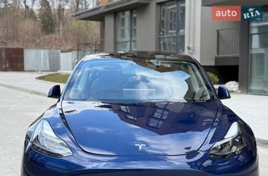 Седан Tesla Model 3 2021 в Тернополе