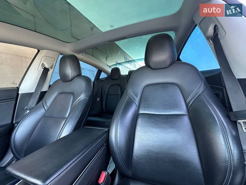 Седан Tesla Model 3 2019 в Луцке фото 13 Седан Tesla Model 3 2019 в Луцке