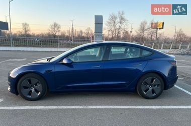 Седан Tesla Model 3 2020 в Киеве