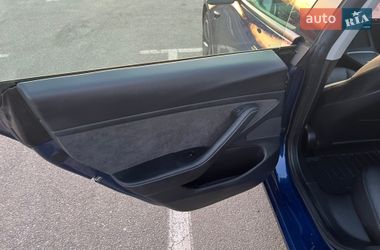 Седан Tesla Model 3 2020 в Киеве