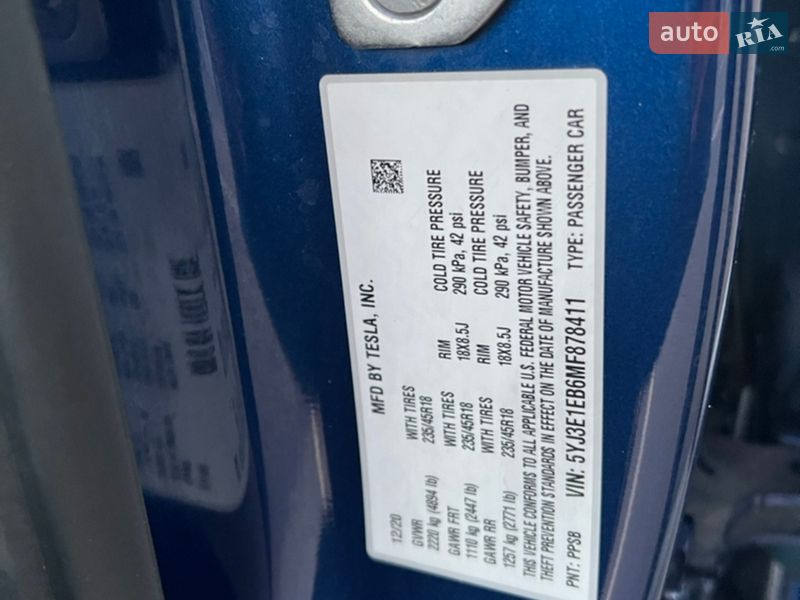 Седан Tesla Model 3 2020 в Киеве