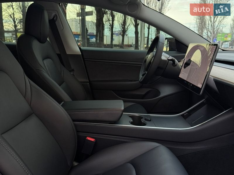 Седан Tesla Model 3 2020 в Києві фото 13 Седан Tesla Model 3 2020 в Києві