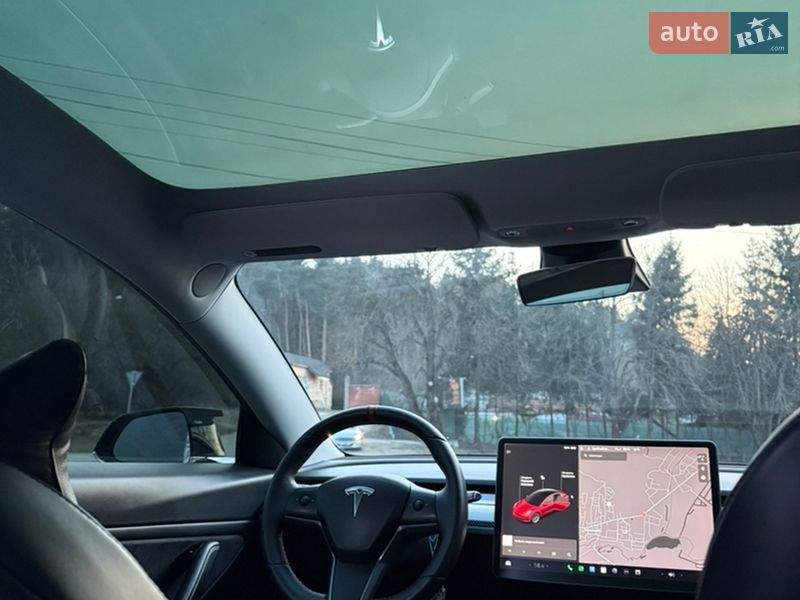 Седан Tesla Model 3 2020 в Перемышлянах