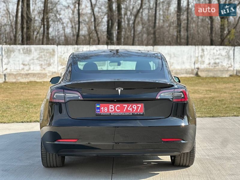 Седан Tesla Model 3 2019 в Луцьку фото 6 Седан Tesla Model 3 2019 в Луцьку