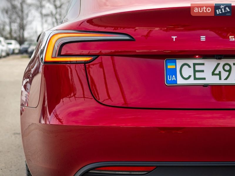 Седан Tesla Model 3 2024 в Черновцах фото 18 Седан Tesla Model 3 2024 в Черновцах