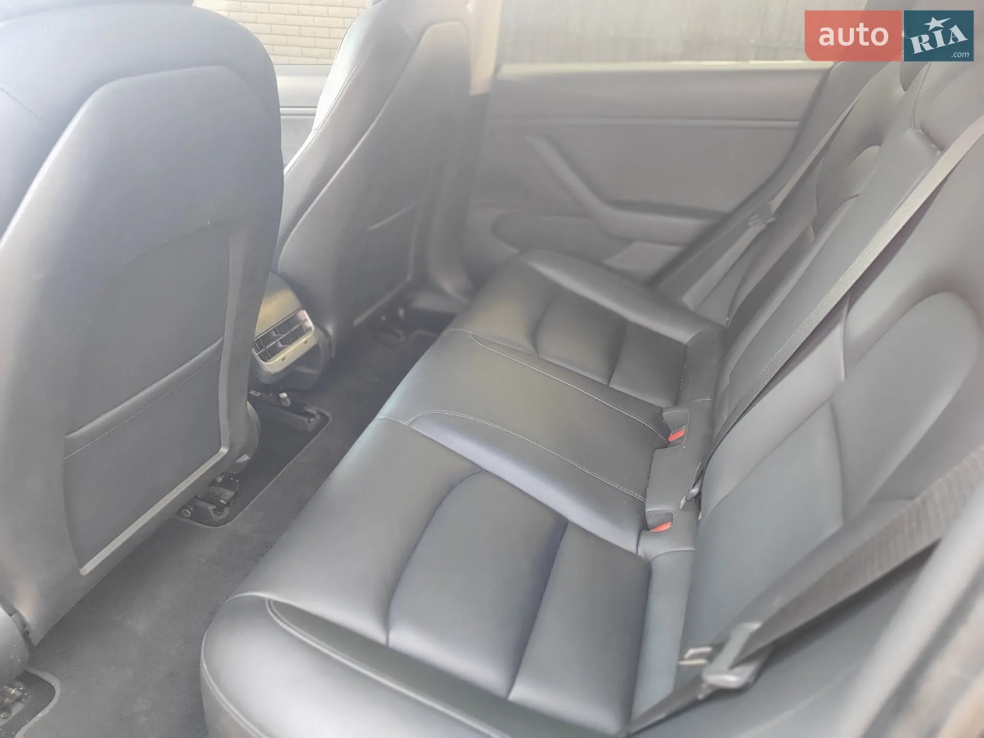 2018 Tesla Model 3 - мініатюра 10