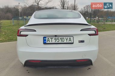 Седан Tesla Model 3 2025 в Ивано-Франковске