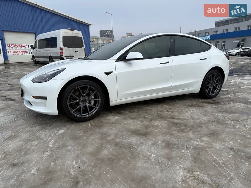 Седан Tesla Model 3 2023 в Києві фото 4 Седан Tesla Model 3 2023 в Києві