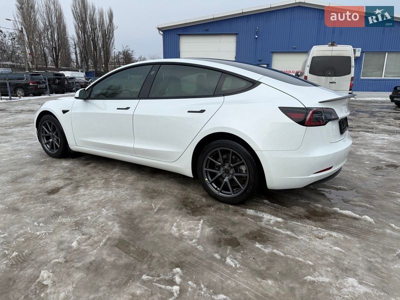 Седан Tesla Model 3 2023 в Києві фото 11 Седан Tesla Model 3 2023 в Києві