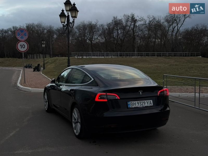 Седан Tesla Model 3 2020 в Одесі фото 3 Седан Tesla Model 3 2020 в Одесі