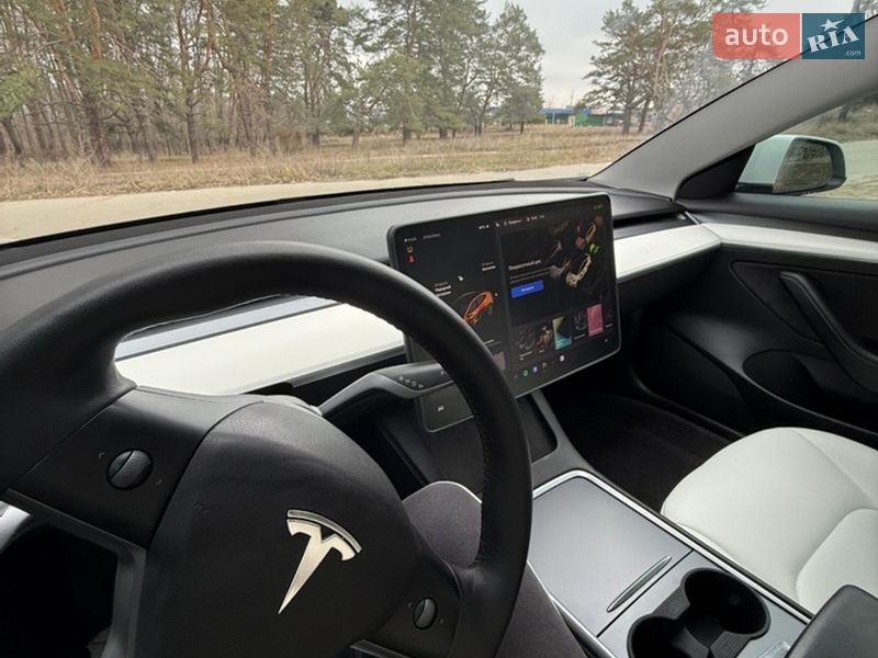Седан Tesla Model 3 2021 в Дніпрі фото 4 Седан Tesla Model 3 2021 в Дніпрі