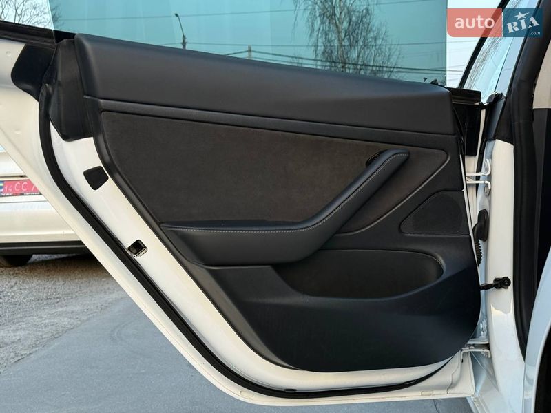 Седан Tesla Model 3 2020 в Ровно фото 34 Седан Tesla Model 3 2020 в Ровно