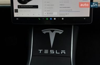 Седан Tesla Model 3 2020 в Тернополе