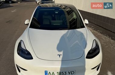 Седан Tesla Model 3 2022 в Києві