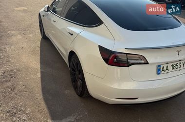 Седан Tesla Model 3 2022 в Києві