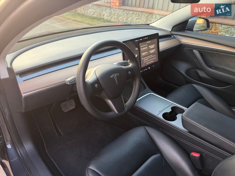 Седан Tesla Model 3 2022 в Киеве фото 16 Седан Tesla Model 3 2022 в Киеве