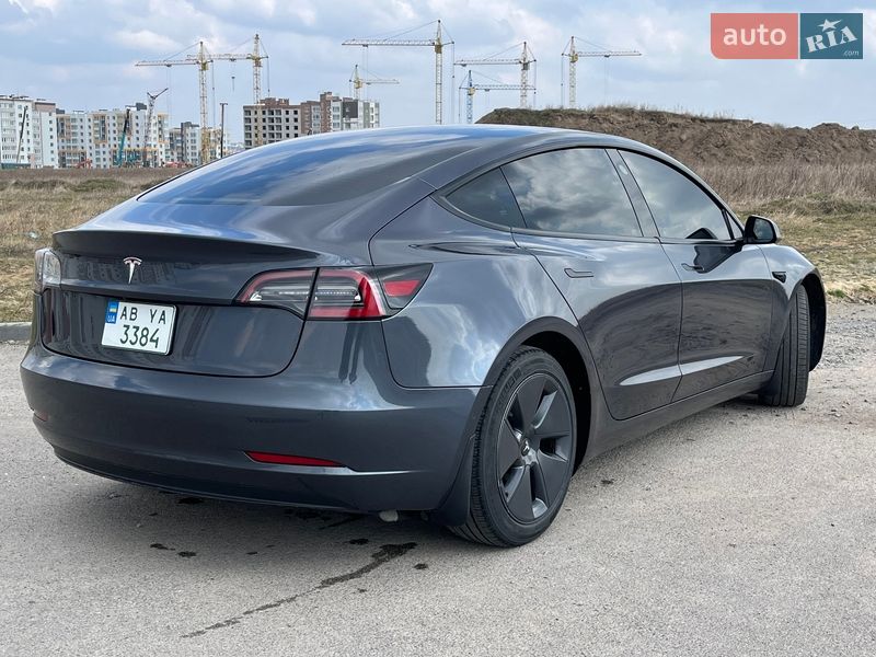 Седан Tesla Model 3 2022 в Вінниці