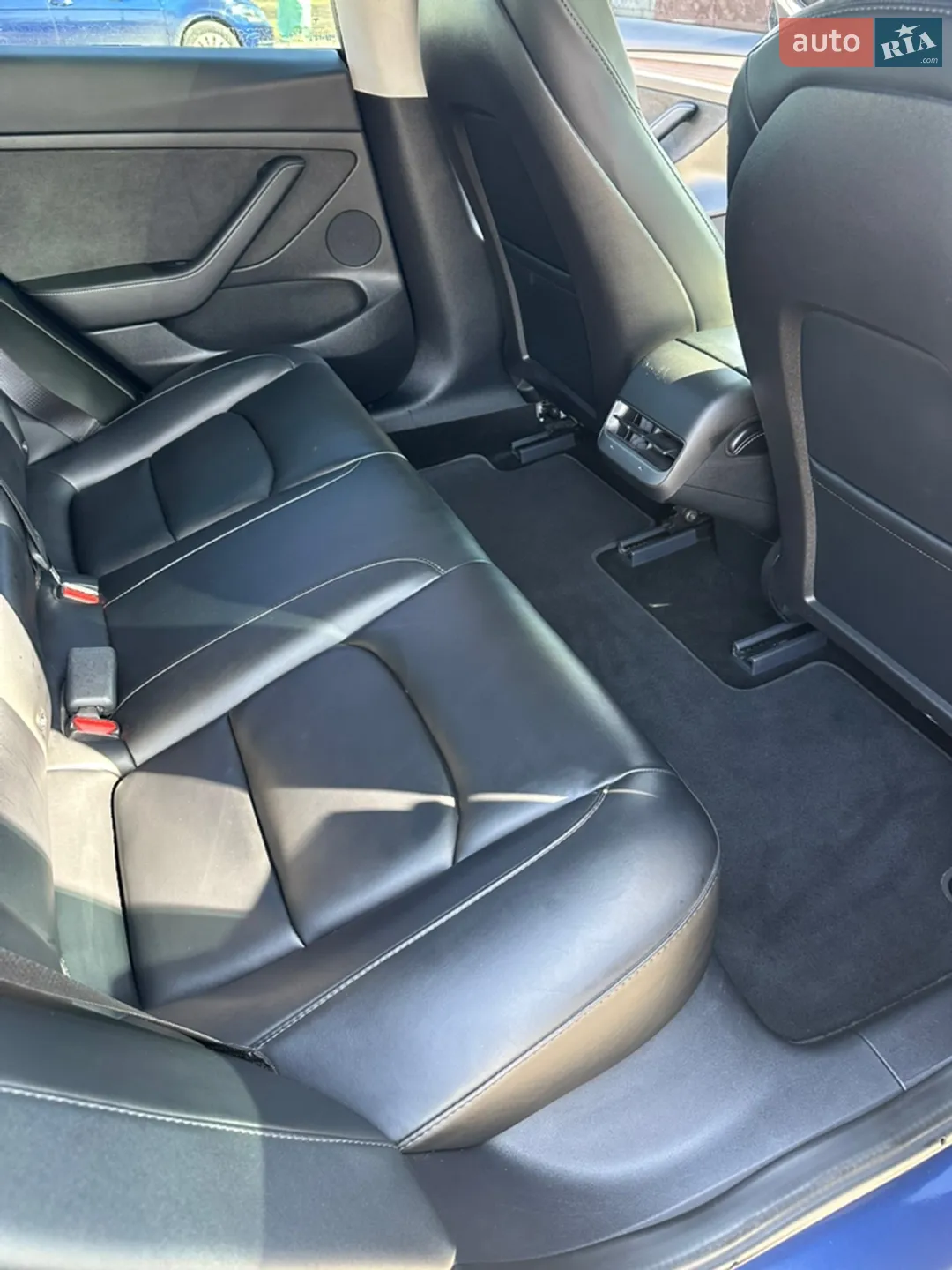 2021 Tesla Model 3 - мініатюра 12