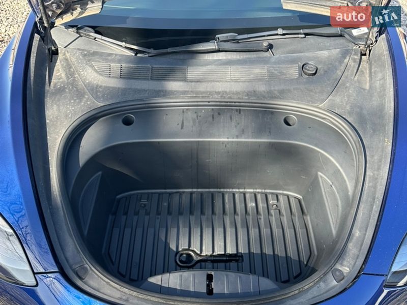 Седан Tesla Model 3 2021 в Кривом Роге фото 16 Седан Tesla Model 3 2021 в Кривом Роге
