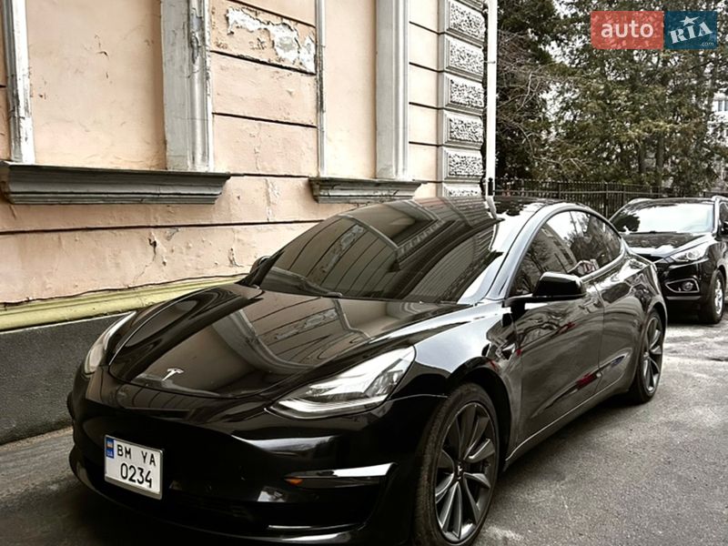 Tesla Model 3 2018