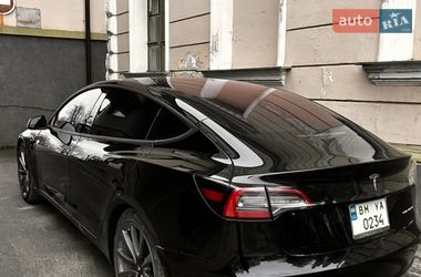Седан Tesla Model 3 2018 в Сумах