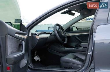Седан Tesla Model 3 2022 в Одессе
