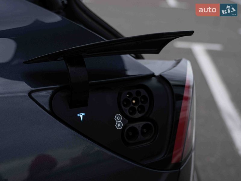 Седан Tesla Model 3 2022 в Одессе