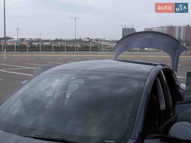 Седан Tesla Model 3 2022 в Одессе