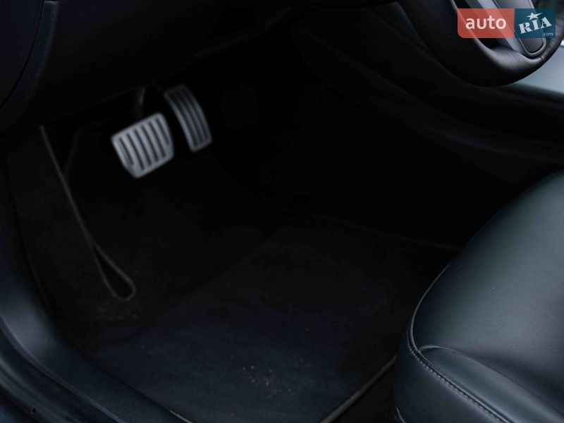 Седан Tesla Model 3 2022 в Одессе