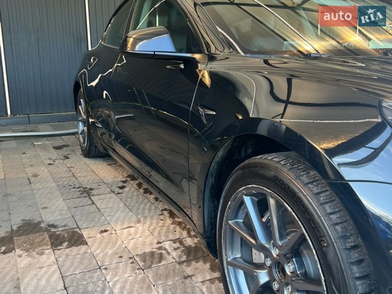 Седан Tesla Model 3 2022 в Ужгороде фото 4 Седан Tesla Model 3 2022 в Ужгороде