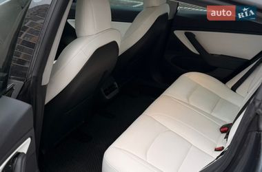 Седан Tesla Model 3 2018 в Киеве
