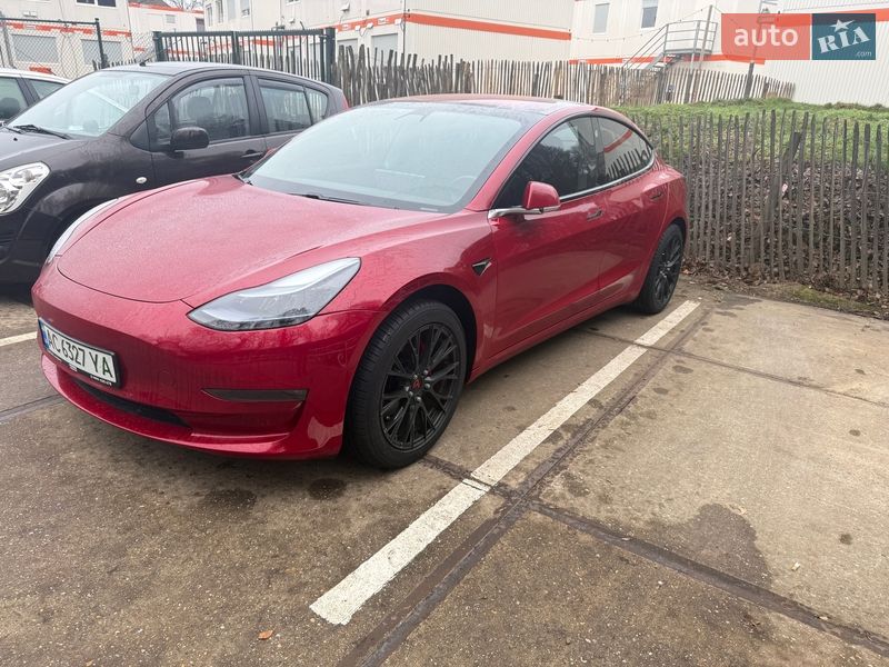 Tesla Model 3 2018
