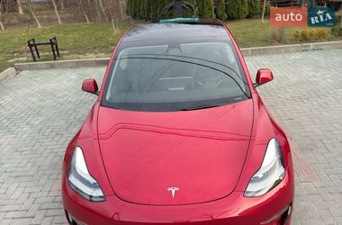 Седан Tesla Model 3 2021 в Золочеві