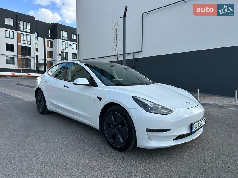 2022 Tesla Model-3, VIN LRW3E7EK5NC516987:plate — фото 1 (autoria)