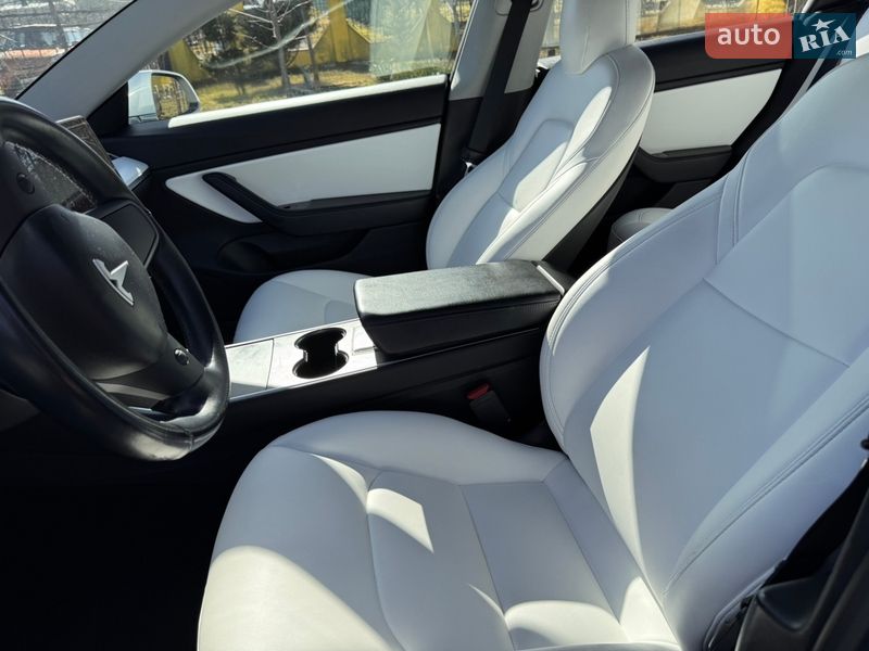 Седан Tesla Model 3 2018 в Одессе фото 3 Седан Tesla Model 3 2018 в Одессе