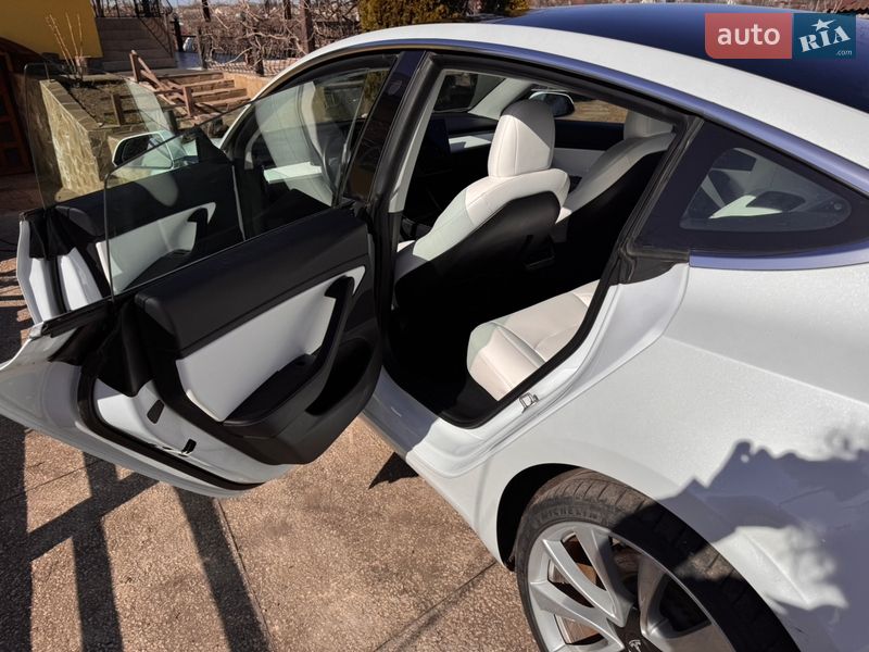 Седан Tesla Model 3 2018 в Одессе фото 13 Седан Tesla Model 3 2018 в Одессе