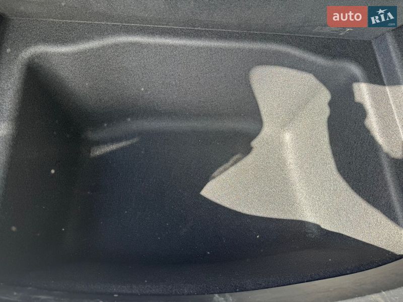 Седан Tesla Model 3 2022 в Києві фото 13 Седан Tesla Model 3 2022 в Києві