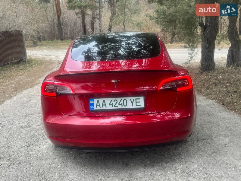 Седан Tesla Model 3 2023 в Киеве фото 18 Седан Tesla Model 3 2023 в Киеве