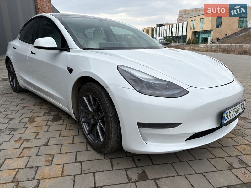 Седан Tesla Model 3 2021 в Хмельницькому фото 2 Седан Tesla Model 3 2021 в Хмельницькому