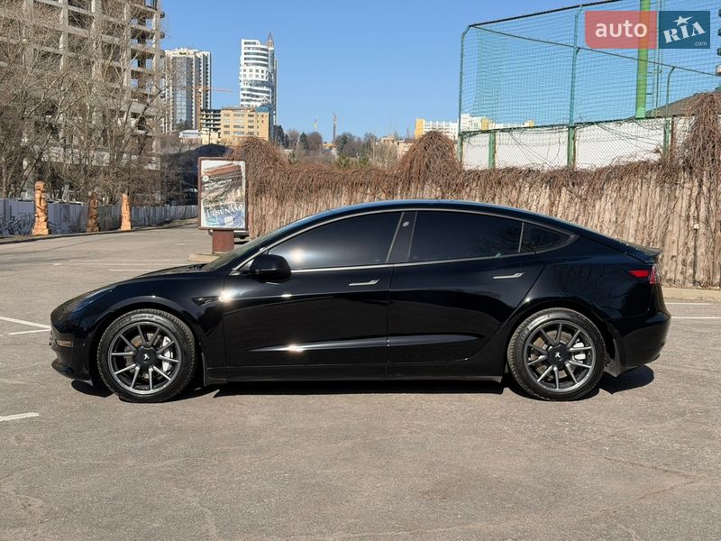 Седан Tesla Model 3 2020 в Днепре фото 3 Седан Tesla Model 3 2020 в Днепре