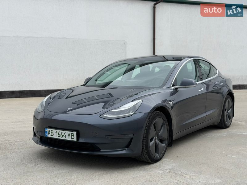 Tesla Model 3 2019