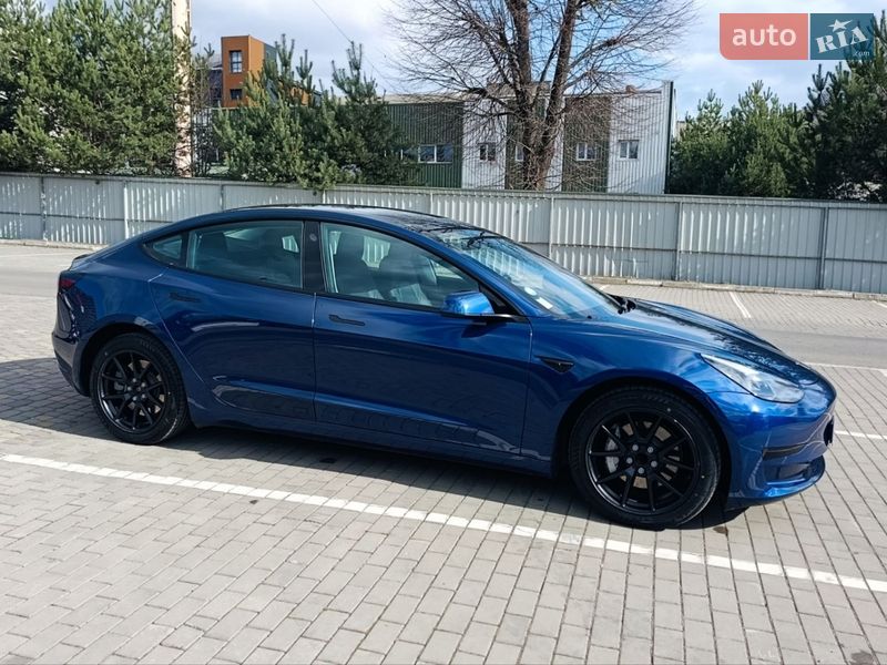 Седан Tesla Model 3 2022 в Луцке фото 8 Седан Tesla Model 3 2022 в Луцке