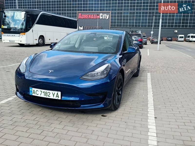Седан Tesla Model 3 2022 в Луцке фото 21 Седан Tesla Model 3 2022 в Луцке