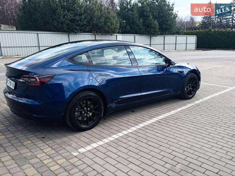 Седан Tesla Model 3 2022 в Луцке фото 28 Седан Tesla Model 3 2022 в Луцке