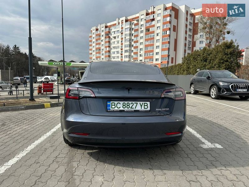 Седан Tesla Model 3 2020 в Львове фото 6 Седан Tesla Model 3 2020 в Львове