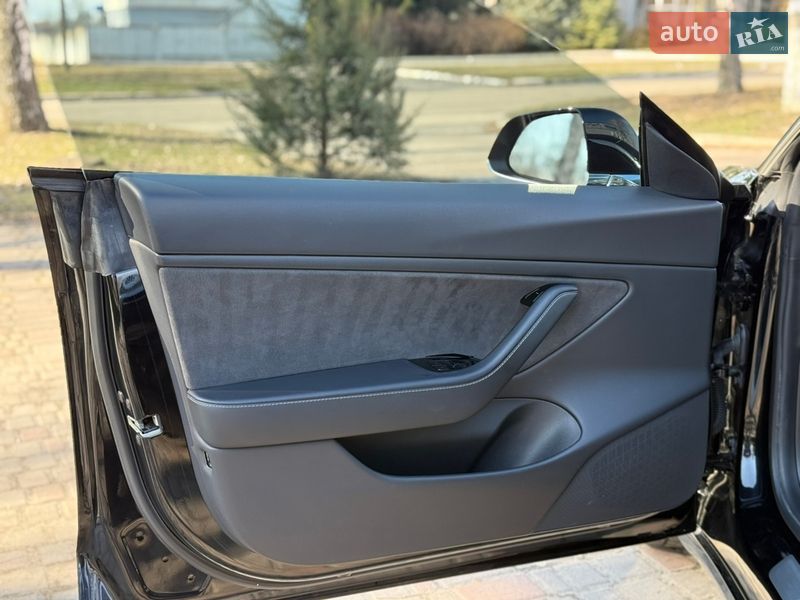 Седан Tesla Model 3 2020 в Лубнах фото 27 Седан Tesla Model 3 2020 в Лубнах