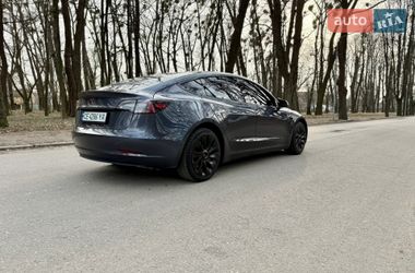 Седан Tesla Model 3 2018 в Черновцах